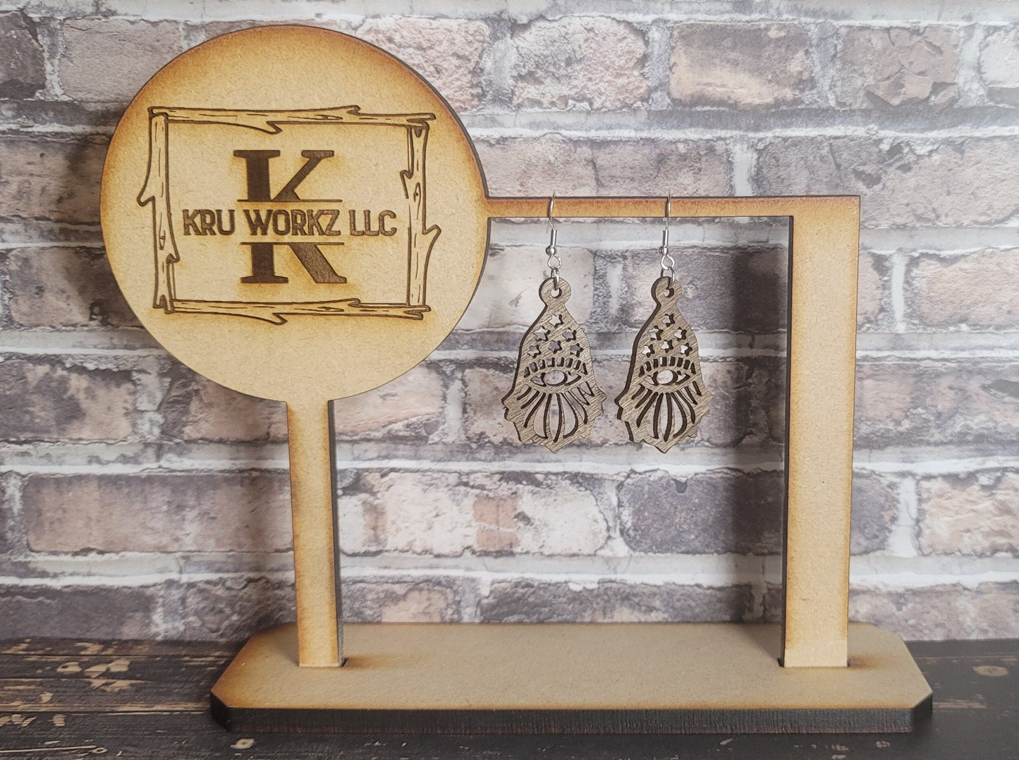 Star Gnome Dangle Earring