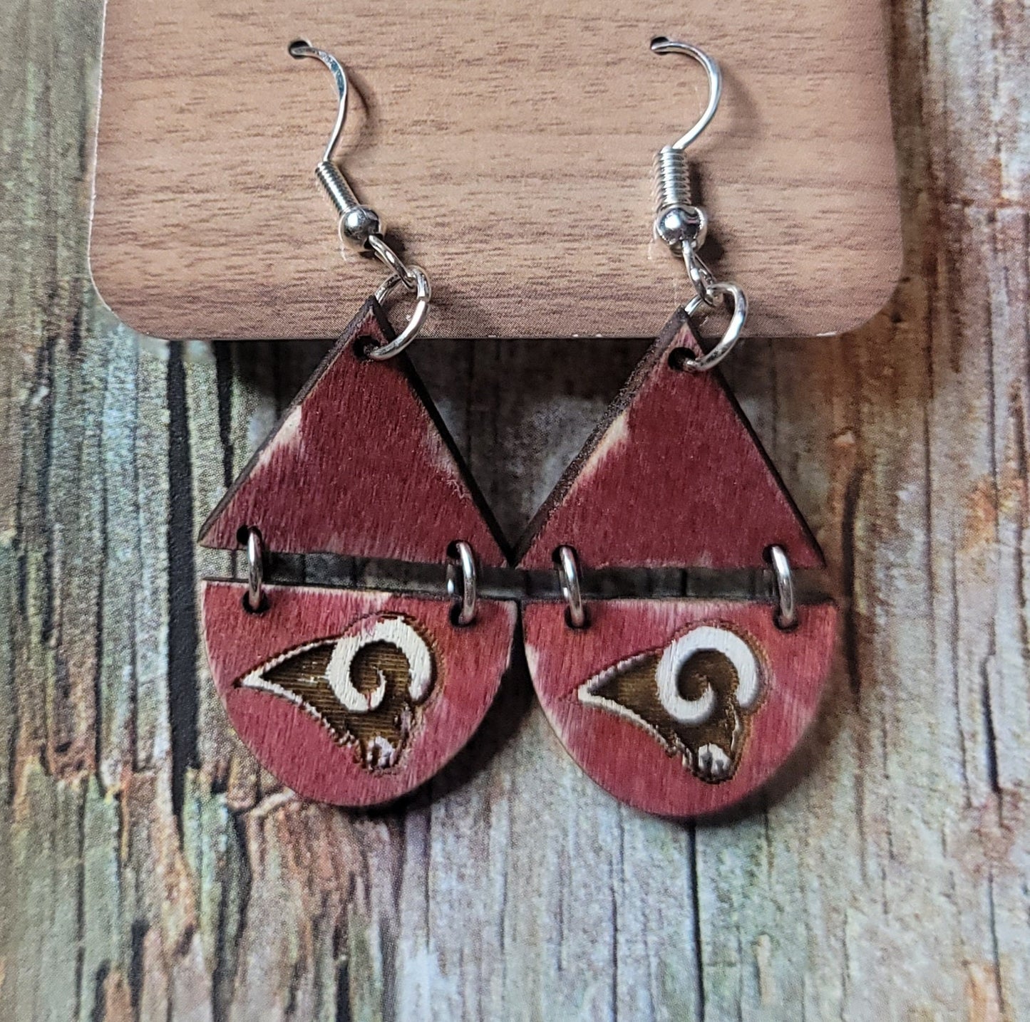 Maroon Ram Vintage Look Hinge Dangle Earring