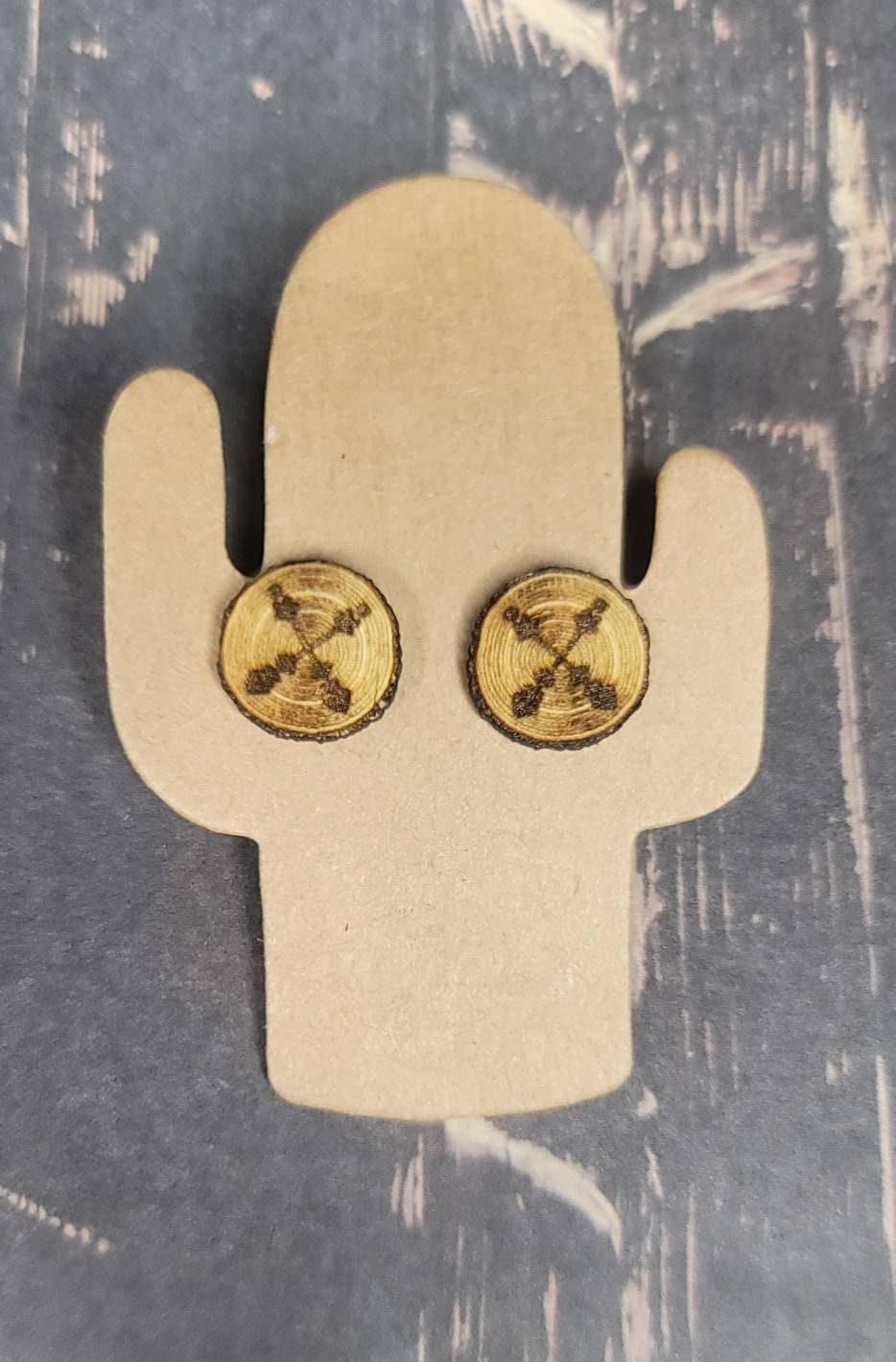 Cross Arrows Log Stud Earrings