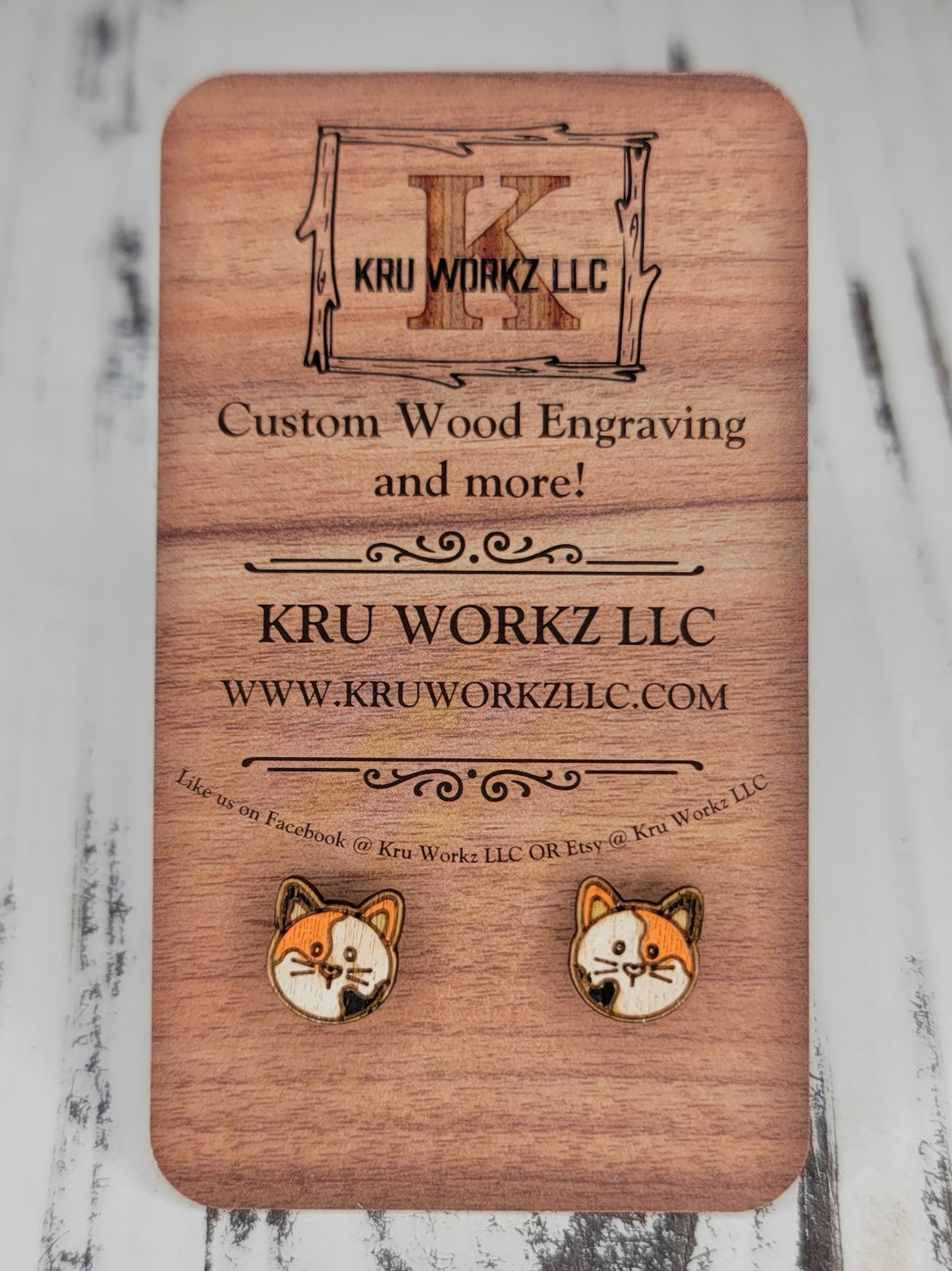Calico Cat Head Stud Earrings